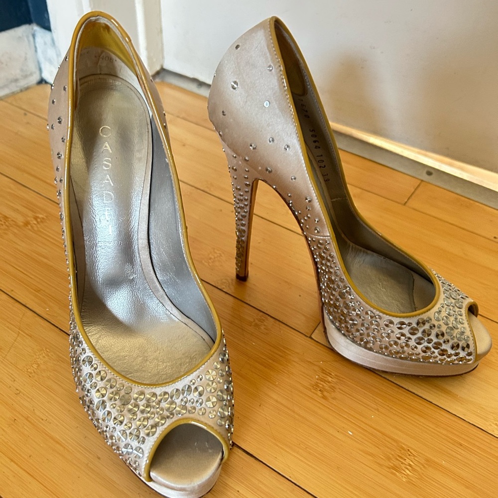 Casadei Women's Crystal Sparkle Gold Peep-Toe Heels Sz 9